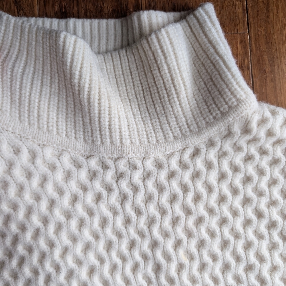 Ayr Merino wool sweater - Picture 8 of 8